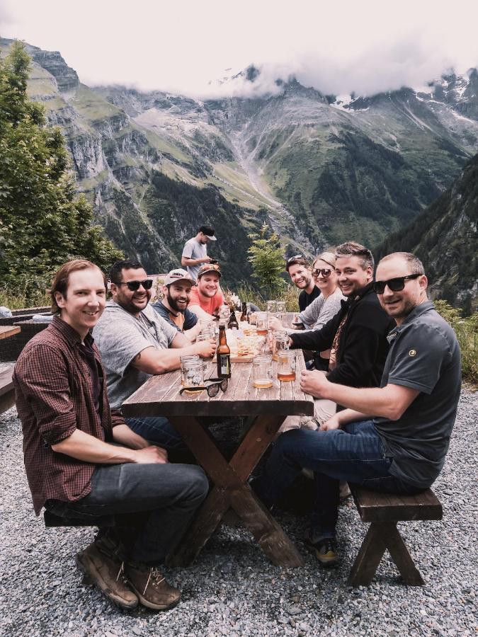 Mountain Hostel Gimmelwald Exterior photo