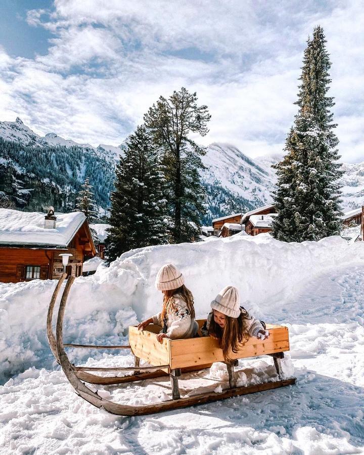 Mountain Hostel Gimmelwald Exterior photo