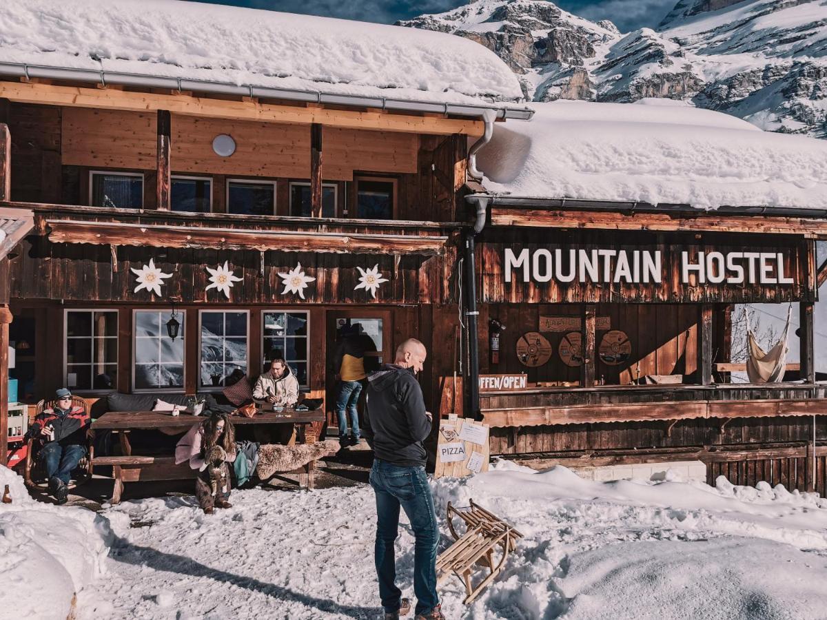 Mountain Hostel Gimmelwald Exterior photo