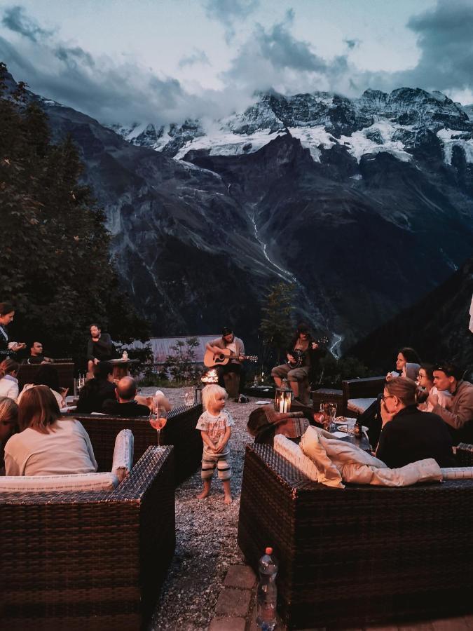 Mountain Hostel Gimmelwald Exterior photo