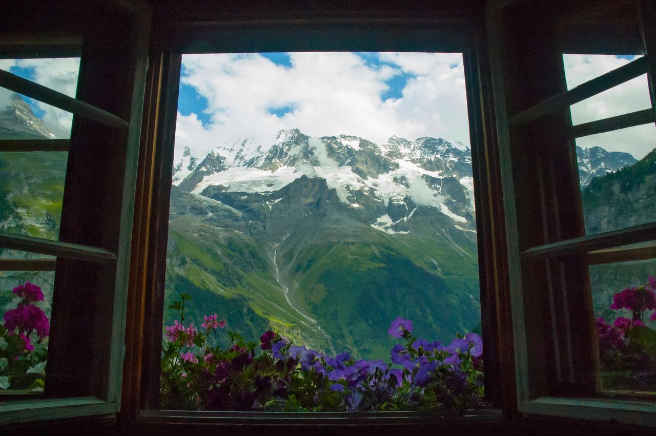 Mountain Hostel Gimmelwald Exterior photo